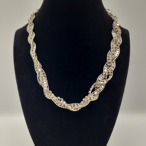 Sophisticated Silver Twisted Necklace - Picture 2 of 7